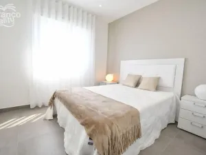 Prodej rodinného domu, San Miguel de Salinas, Alicante, Španělsko, 73 m2