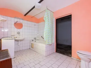 Prodej rodinného domu, Kryry - Běsno, 256 m2