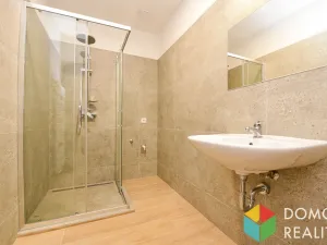 Pronájem bytu 2+kk, Praha, Na dolinách, 45 m2