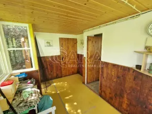 Prodej chaty, Černolice, V Dolečku, 38 m2