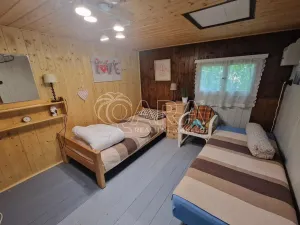Prodej chaty, Černolice, V Dolečku, 38 m2