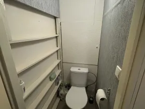 Pronájem bytu 1+1, Praha - Troja, Krynická, 30 m2