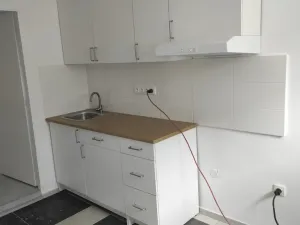 Pronájem bytu 2+kk, Cheb, Evropská, 36 m2