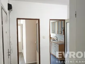 Prodej bytu 3+1, Praha - Petrovice, Rezlerova, 71 m2