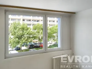 Prodej bytu 3+1, Praha - Petrovice, Rezlerova, 71 m2