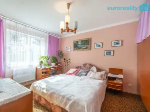 Prodej bytu 2+1, Horní Slavkov, Poštovní, 51 m2