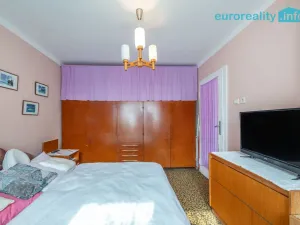 Prodej bytu 2+1, Horní Slavkov, Poštovní, 51 m2