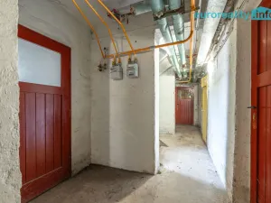 Prodej bytu 2+1, Horní Slavkov, Poštovní, 51 m2