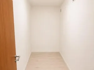 Prodej bytu 3+1, Chomutov, 17. listopadu, 79 m2