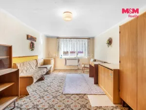 Prodej rodinného domu, Spomyšl, 350 m2