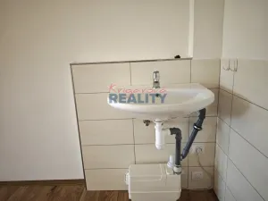 Pronájem kanceláře, České Budějovice - České Budějovice 6, Senovážné nám., 23 m2