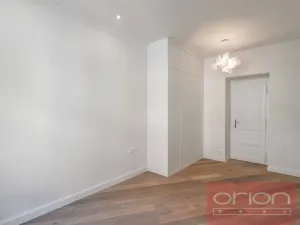 Pronájem bytu 2+kk, Praha - Vinohrady, náměstí Jiřího z Poděbrad, 54 m2