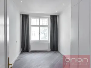 Pronájem bytu 2+kk, Praha - Vinohrady, náměstí Jiřího z Poděbrad, 54 m2