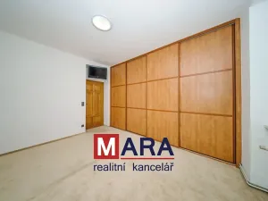 Prodej bytu 3+1, Olomouc, Bieblova, 91 m2