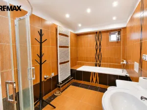 Pronájem výrobních prostor, Třebechovice pod Orebem, Týnišťská, 600 m2
