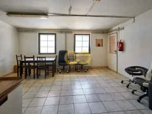 Prodej výrobních prostor, Háje, 6412 m2