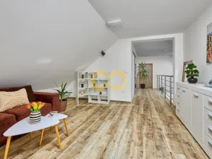 Prodej rodinného domu, Bušanovice - Horní Nakvasovice, 300 m2