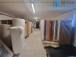 Prodej obchodního prostoru, Horní Moštěnice, 9. května, 1200 m2