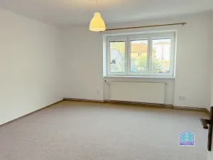 Pronájem bytu 2+1, Dobřany, Stromořadí, 60 m2