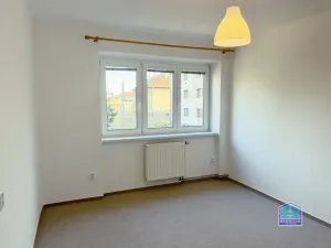 Pronájem bytu 2+1, Dobřany, Stromořadí, 60 m2