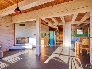 Prodej rodinného domu, Nové Hrady, Vilová čtvrť, 216 m2