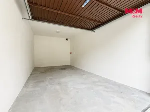Pronájem garáže, Zlín, Nad Vývozem, 14 m2