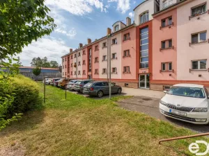 Prodej bytu 3+kk, Praha - Uhříněves, V bytovkách, 50 m2