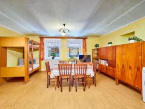 Prodej rodinného domu, Jilem, 320 m2