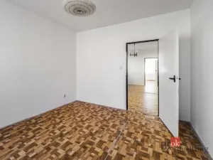 Prodej bytu 3+1, Volary, Sídl. Míru, 65 m2
