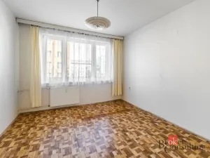 Prodej bytu 3+1, Volary, Sídl. Míru, 65 m2