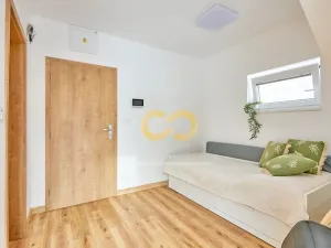 Prodej bytu 1+kk, Černá v Pošumaví, 33 m2