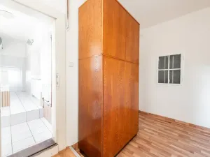 Pronájem bytu 2+kk, Praha - Podolí, Lopatecká, 50 m2