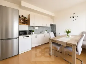 Prodej bytu 3+kk, Rajhrad, Klášterní Dvůr, 79 m2