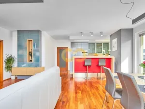 Prodej bytu 4+kk, Praha, Pavla Beneše, 310 m2