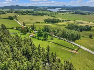 Prodej zemědělské usedlosti, Horní Planá, 200 m2