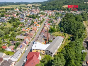 Prodej výrobních prostor, Kolinec, 2640 m2