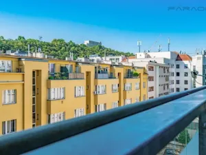 Pronájem bytu 1+kk, Praha - Karlín, Křižíkova, 36 m2