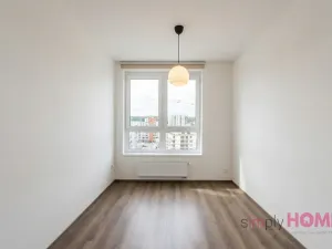 Pronájem bytu 2+kk, Praha - Vysočany, Pod Harfou, 40 m2