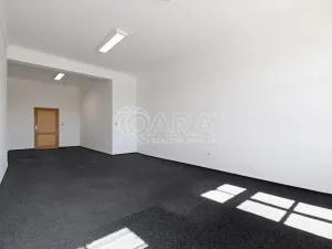 Pronájem kanceláře, Nový Jičín, Masarykovo nám., 40 m2
