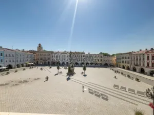 Pronájem kanceláře, Nový Jičín, Masarykovo nám., 40 m2