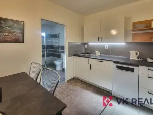 Pronájem bytu 1+1, Praha - Střešovice, Nad octárnou, 40 m2