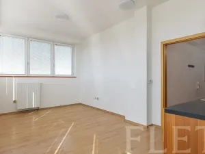 Pronájem bytu 2+kk, Praha - Strašnice, V Rybníčkách, 47 m2