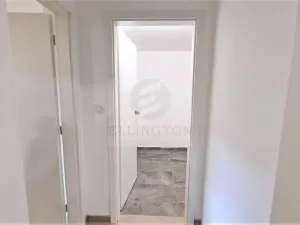 Prodej komerční nemovitosti, Praha - Kobylisy, Javorová, 49 m2