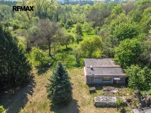 Prodej komerčního pozemku, Týnec nad Labem, Bambousek, 7711 m2