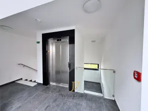 Pronájem bytu 2+kk, Olomouc, Třída Jiřího Pelikána, 44 m2