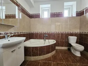 Prodej bytu 5+kk, Polevsko, 101 m2
