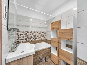 Prodej bytu 3+1, Česká Lípa, Kunratická, 66 m2