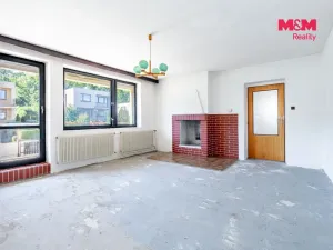 Prodej rodinného domu, Chvaletice, Budovatelů, 180 m2