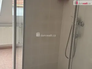 Pronájem atypického bytu, Praha - Lipence, Jílovišťská, 14 m2