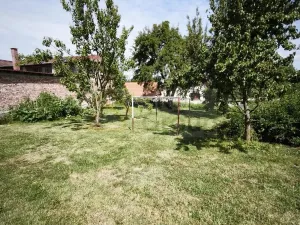 Prodej rodinného domu, Jenišov, 700 m2